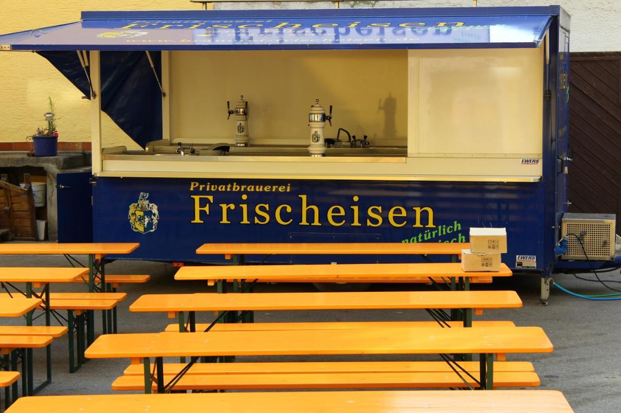 Brauerei Und Gasthof Frischeisen Kelheim Dış mekan fotoğraf