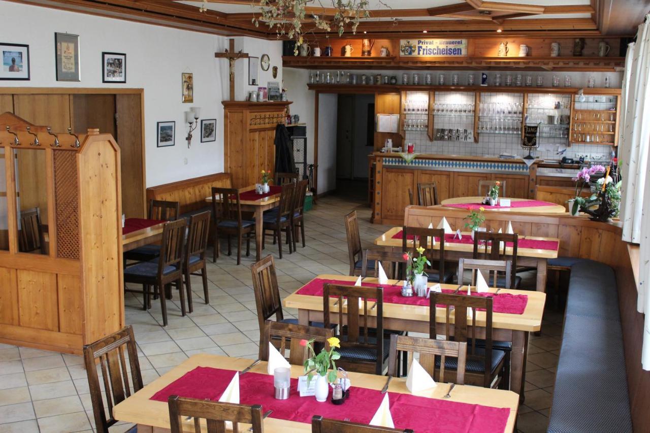 Brauerei Und Gasthof Frischeisen Kelheim Dış mekan fotoğraf
